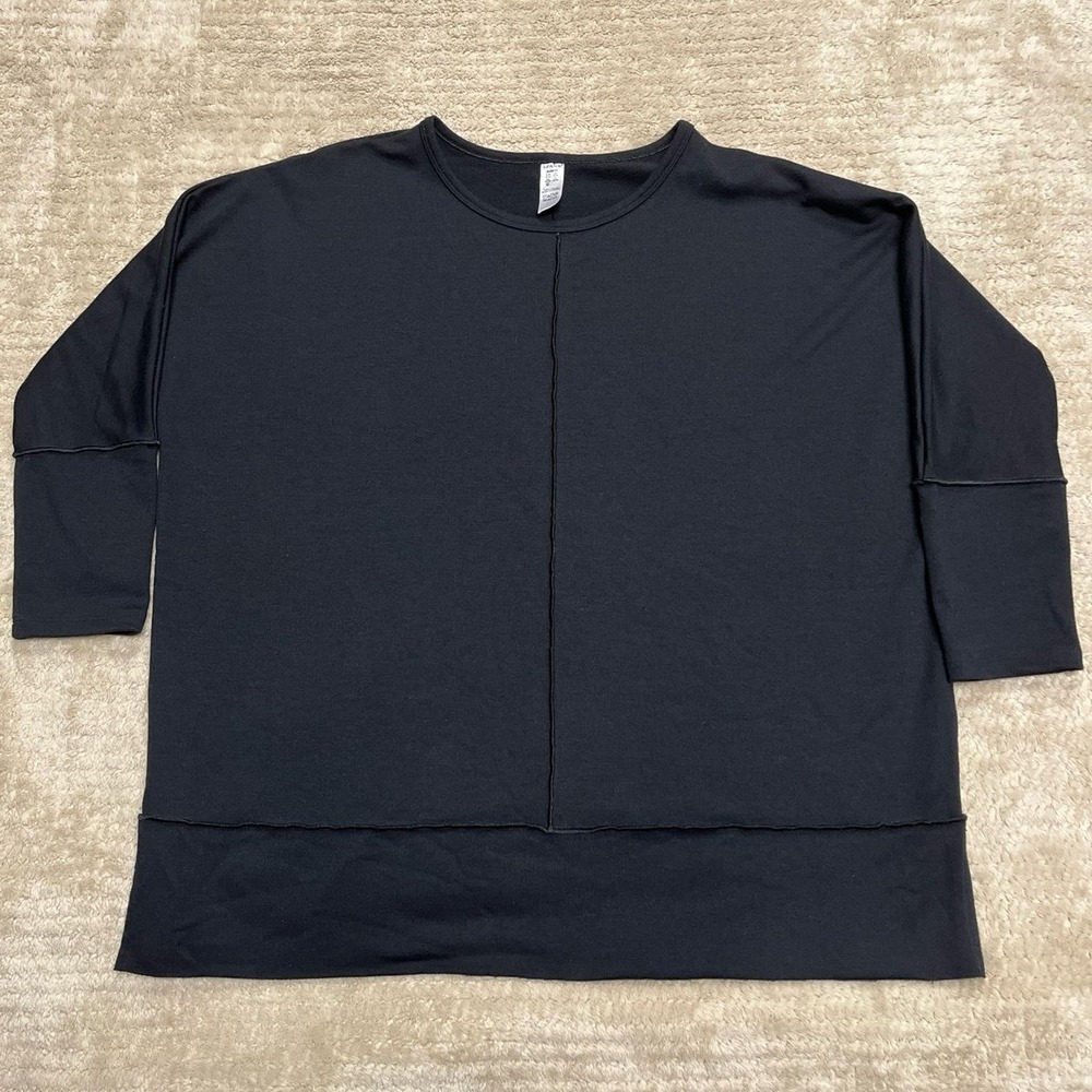 Spanx Shirt Womens Medium Black 3/4 Sleeve Tunic Crewneck Stretch Jersey Top MED